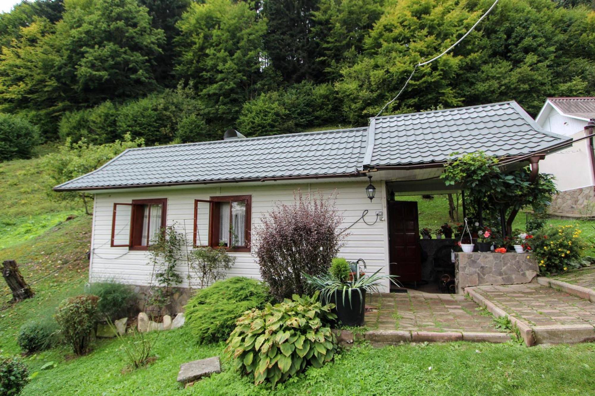 Котедж "Красний Краєвид" Jaremtsche Exterior foto
